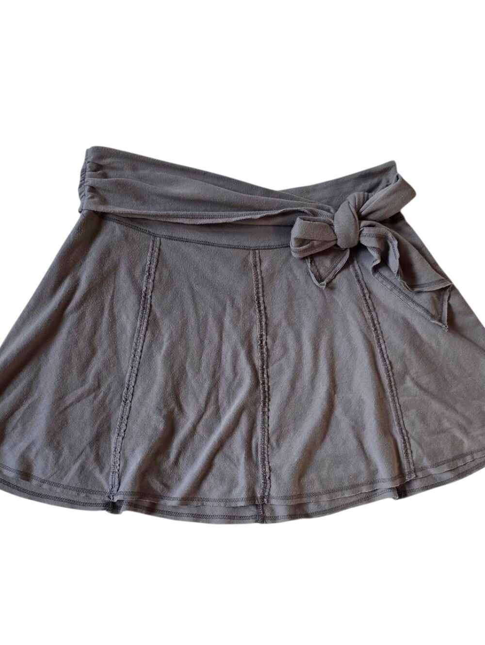 Abercrombie vintage grey skirt with attatched tie